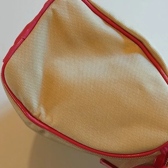 NWT Victoria Secret Cream & Barbie Pink Zippered Handbag - Picture 6 of 11